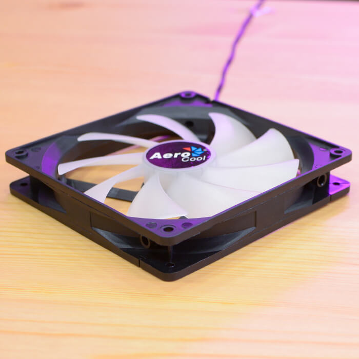 aerocool-frost-14-geh-usel-fter-140mm-frgb image 4